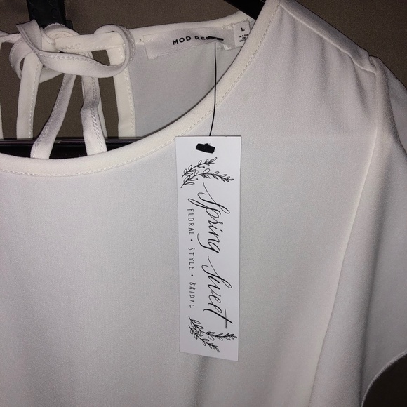 Wide Leg White Jumpsuit With Cutout Back NWT Size Large Brand Mod Ref - Picture 8 of 11